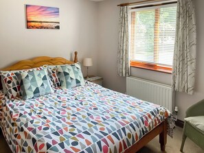 Double bedroom | Swan - Caves Farm Barns, Near Ely