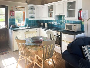Kitchen/diner | Swan - Caves Farm Barns, Near Ely