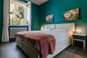Spacious bedroom