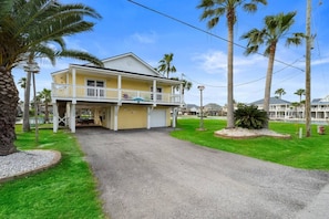 Ample space for family fun in the sunshine