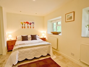 Double bedroom | Spring Cottage, Brockweir