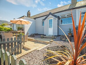 Exterior | The Lobster Pot, Trefor, near Caernarfon