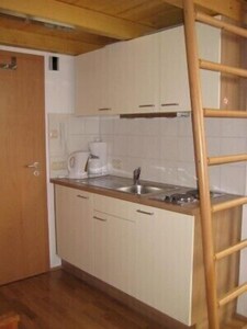 Appartement Holzknecht Dusche/WC, bis 4 Personen, Küchenteil, Wohn/Schlafraum kombiniert, 3 Sterne-Holzknecht Küche