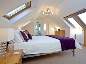 Double bedroom | The Gannets, Weymouth