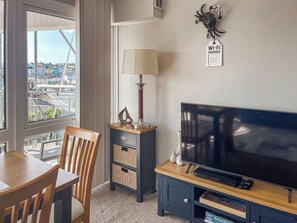 Lovely and relaxing living space | 3 Linden Court - Linden Court, Brixham
