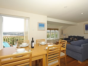 Dining area with wonderful views | 9 Glendorgal - Glendorgal, Newquay