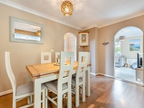 Dining room | The Retreat, Wareham