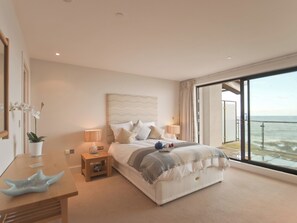 Double bedroom | Sea Side - Nassau Court, Westward Ho!