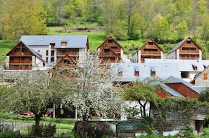 Résidence Trescazes sur les hauteurs du village de Loudenvielle.