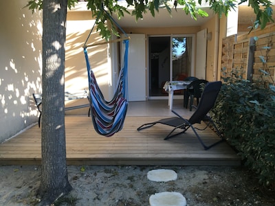2-Zimmer-Wohnung mit Terrasse und Garten 100m von den Ozeanstrand Fesseln