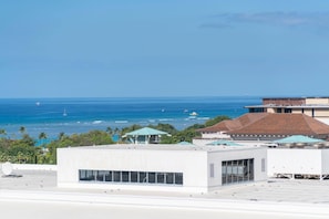 Ala Moana Condominium - Ala Moana Condominium