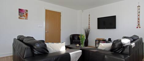 Comfortable living area | 6 Jubilee Close, Padstow