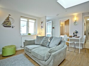 Stylish open plan living space | Little Gem, Weymouth