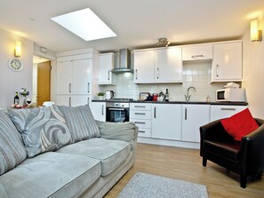 Stylish open plan living space | Little Gem, Weymouth