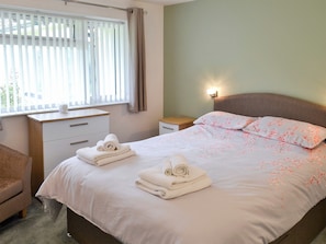Double bedroom | Bluebell - Kilbol Country Cottages, Polmassick, near St Austell