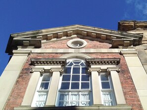 Stunning frontage of this beautiful Georgian town house | The Counting House, Wirksworth, near Matlock