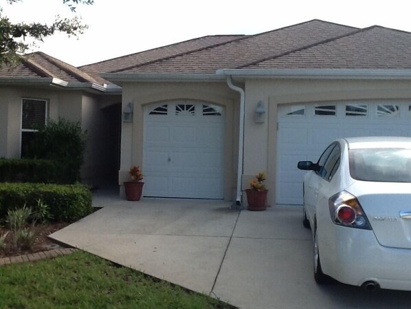 Beautiful Designer Home 2 car garage plus golf cart garage