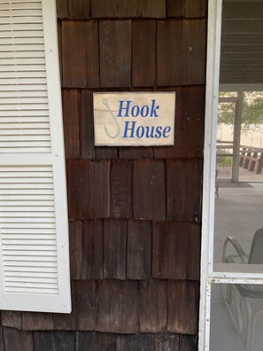 Sign on outside of the house... Welcome!
