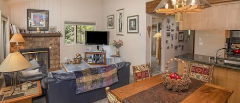 Welcome to your Vail home away from home. Open floor plan for the whole family. 