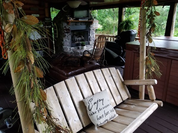 🌅 Premium place to watch the sun rise while enjoying your morning coffee