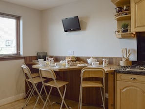 Kitchen with breakfast bar area | Craigrossie Cottage, Auchterarder