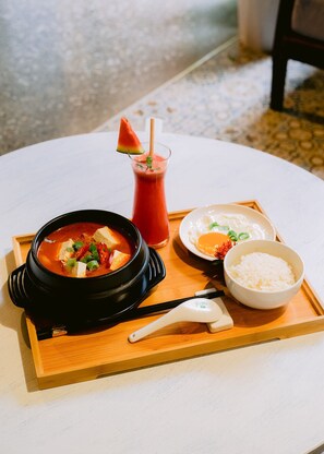 Breakfast meal
