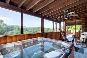 Bain à remous extérieur