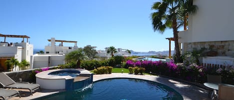 Beautiful pool and hot tub, views of Lands End from the pool deck