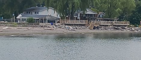 Beachfront Vacation Cottages