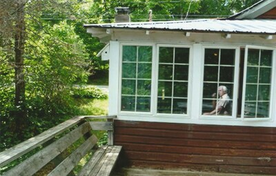 Box Elder Cottage on Indian Lake