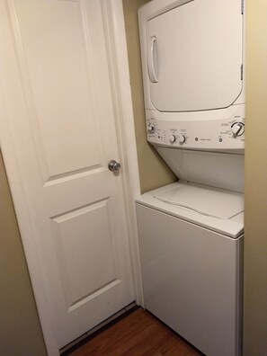 Washer/Dryer great for longer stays!