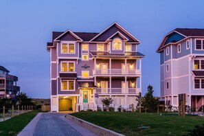 Dream of grand Atlantic views and luxurious surroundings