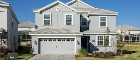 The retreat at championsgate resort vacation homes to rent in orlando front view of the home