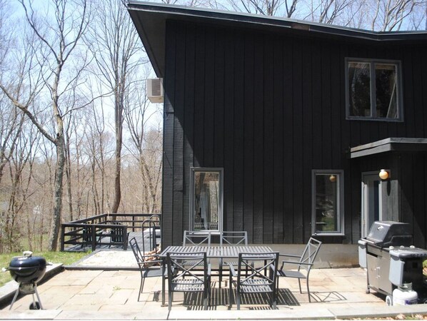 Profile view of home.