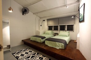 1st floor bedroom2