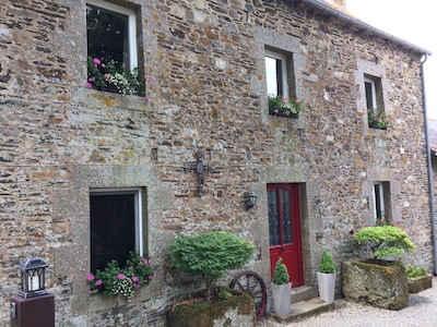 Beautiful 5 bed stone farmhouse in tranquil location