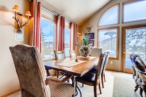 Open plan dining area with amazing views..