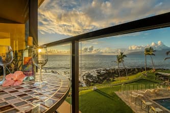 404 - Gorgeous remodeled oceanfront 1 bed/1.5 bath unit spectacular view!