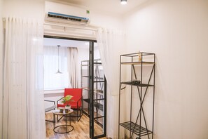 3 Bedroom Balcony Apartment, Ha Noi