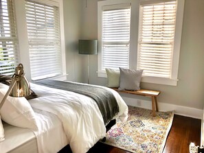 Second bedroom queen size bed