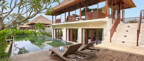 Tranquil 3 Bedroom Villa, Ubud;