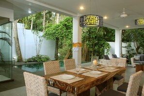 Harmony Sound, 3 Bedroom Villa, Ubud