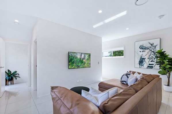 Luxurious leather lounge to enjoy your favourite movie