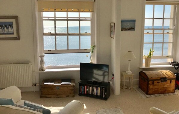 The Lookout Lounge