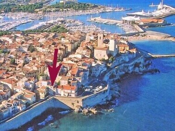 LOCATION IN ANTIBES