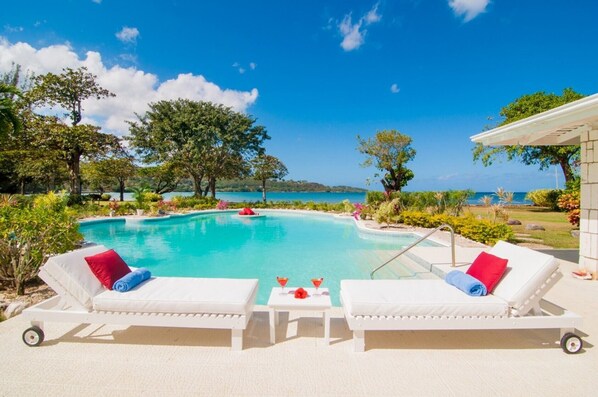 Noble House Villa in Jamaica