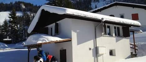 Haus (Winter)