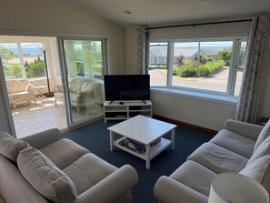 Upstairs Living Area with 4K Television
