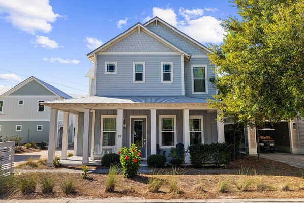 Welcome to 'Do Grayt Things' in Grayton Beach!