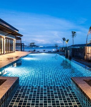 2 Bedrooms Villa with Sea View  (B1)